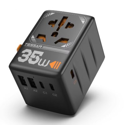 מתאם נסיעות אוניברסלי כולל מטען מהיר 35W טעינת עד 5 מכשירים במקביל ותקעי EU / UK / US / AU